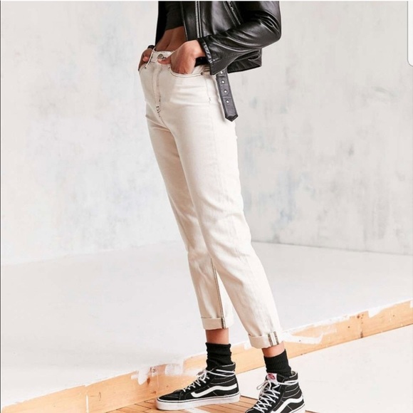 ✨Last1 sz28! NWT UO BDG High Rise Mom Jeans - Picture 2 of 8